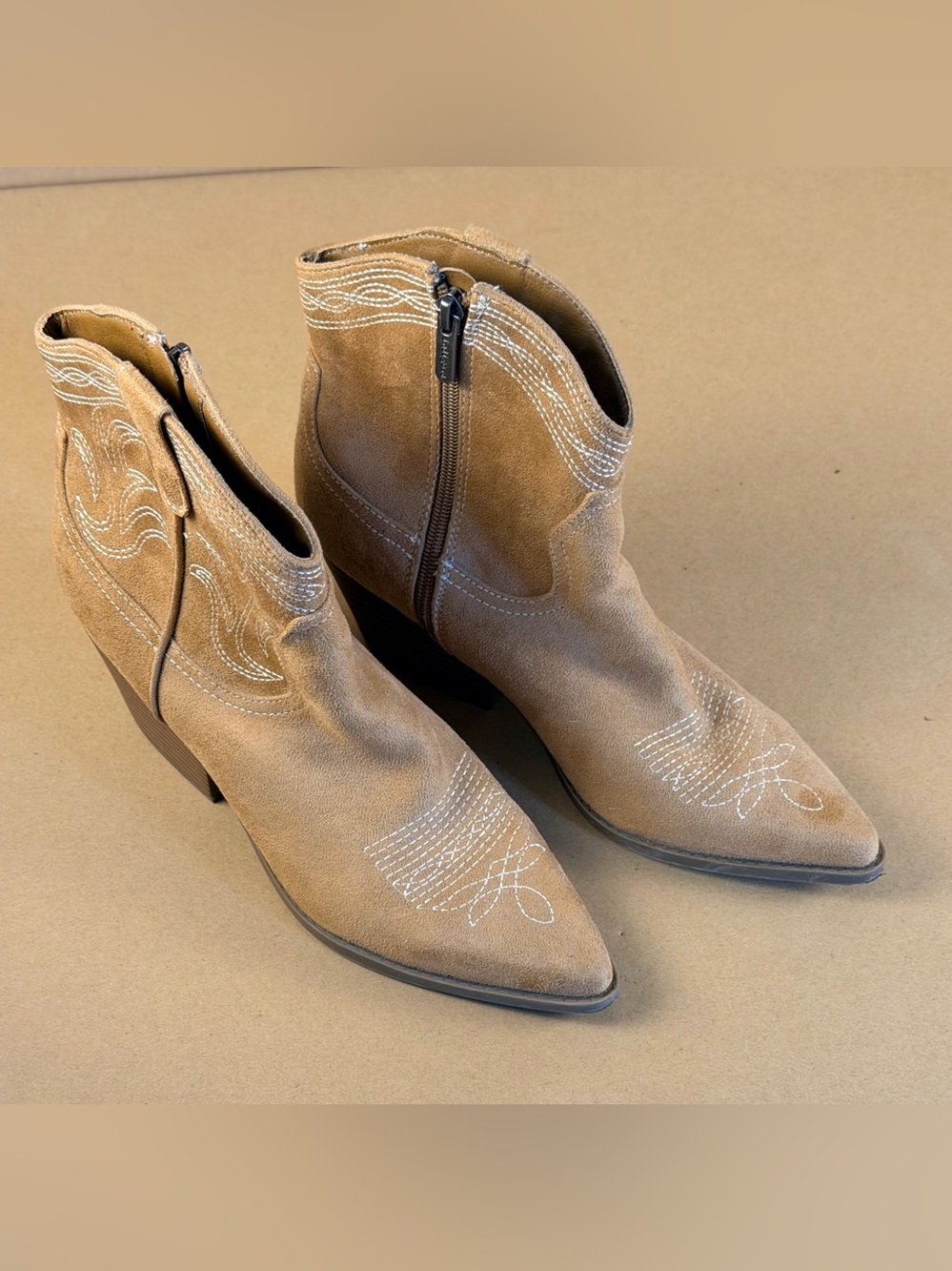 Indigo Rd. Ped Lite Alydia Tan  Western Ankle Boots Women's Cowgirl Size 10 M